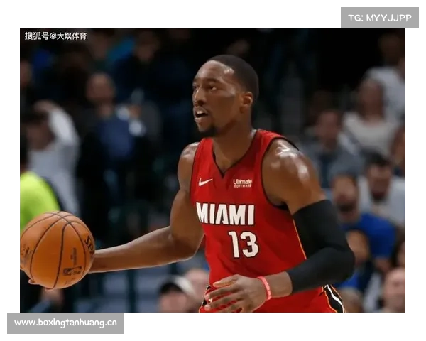 阿德巴约复出仅半场右膝再伤退赛表现出色砍下13分9篮板